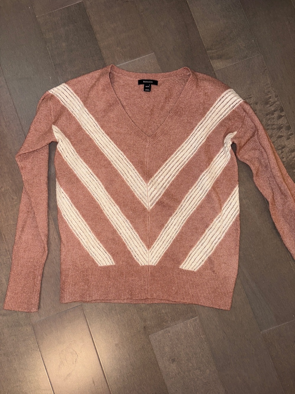 RW&CO. Dusty Rose V-Neck Sweater with Cream Chevron Stripes